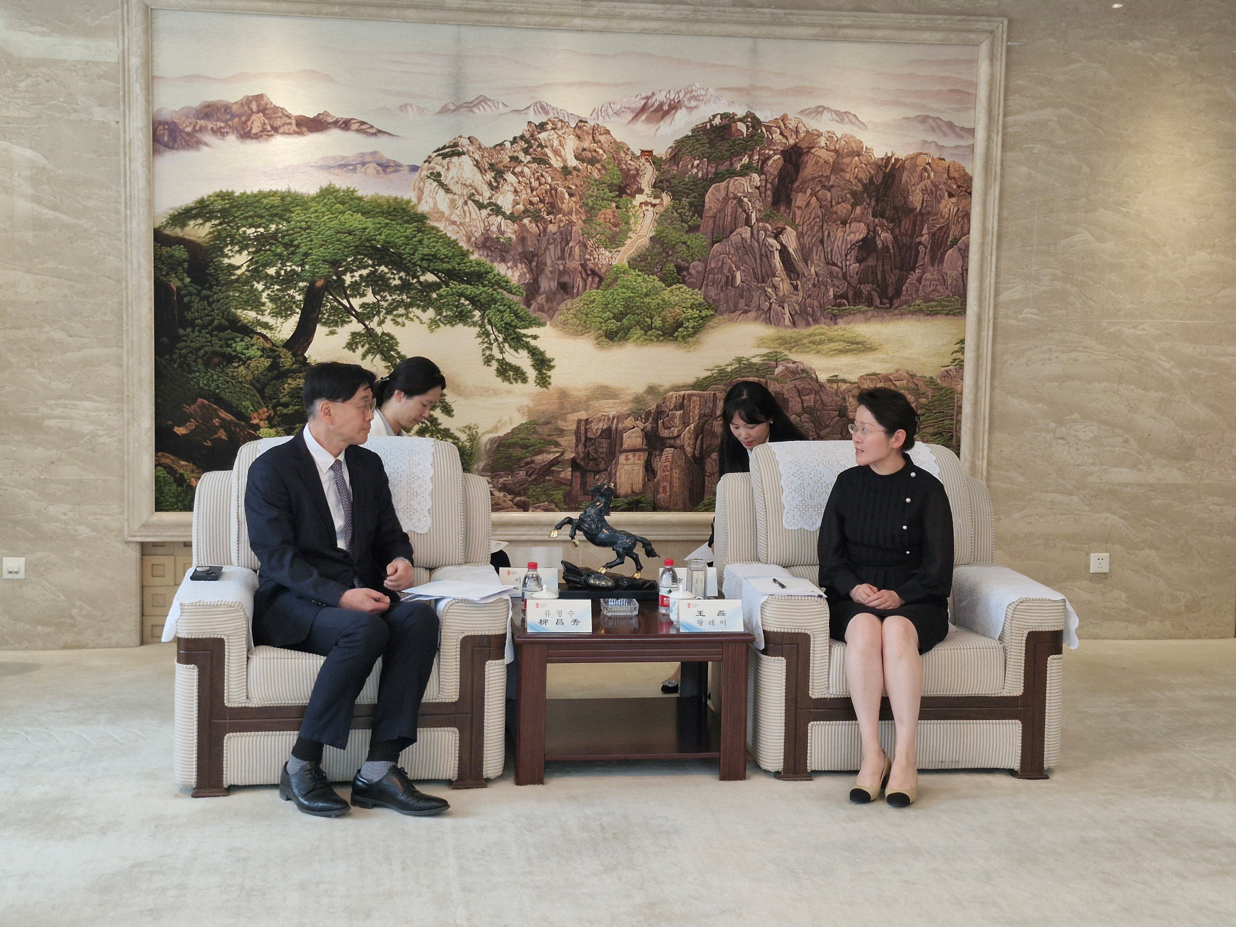 총영사, 산둥성 상무청장 면담(4.30)