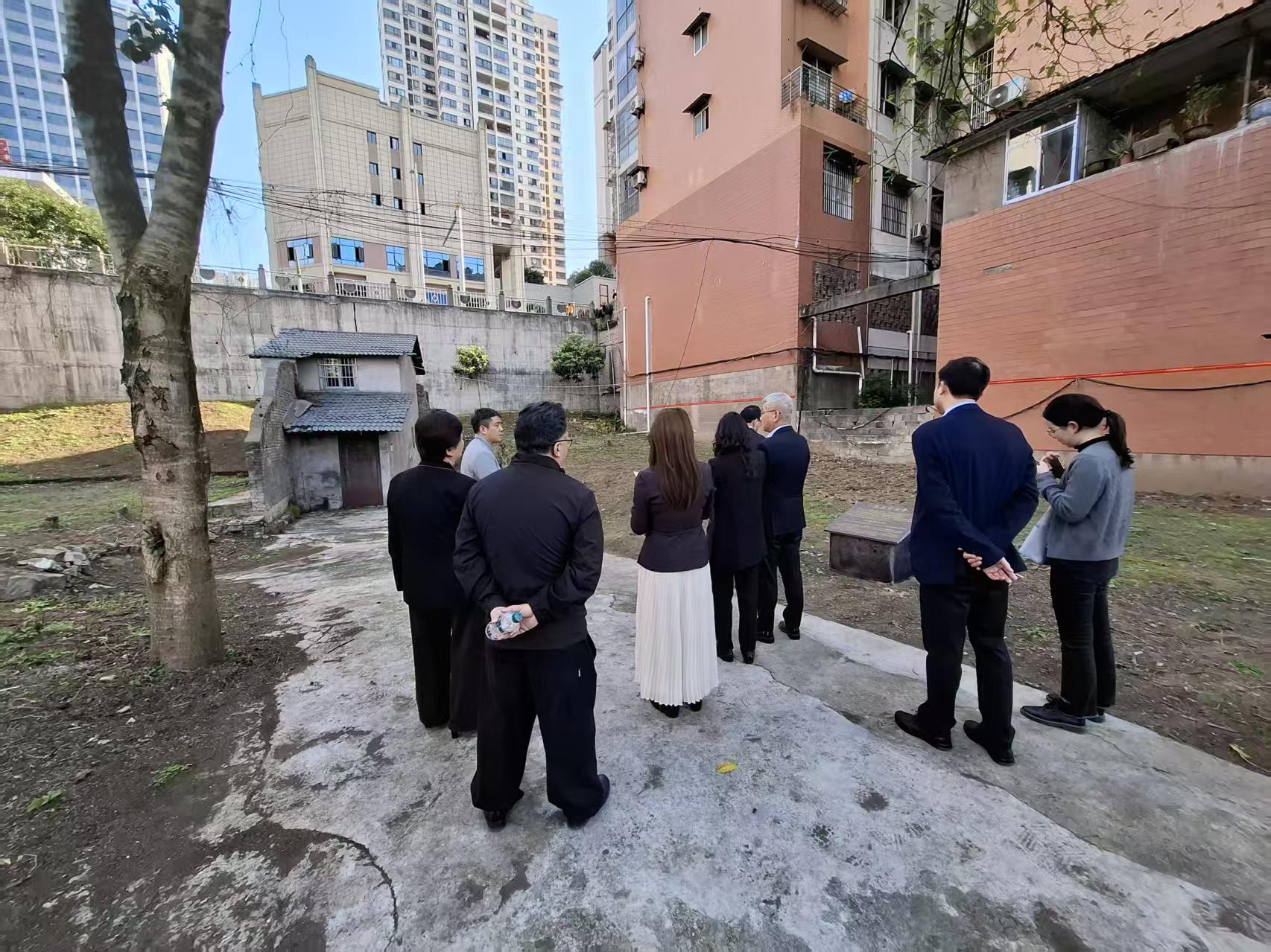 충칭시 외판 부주임 면담(3.11)